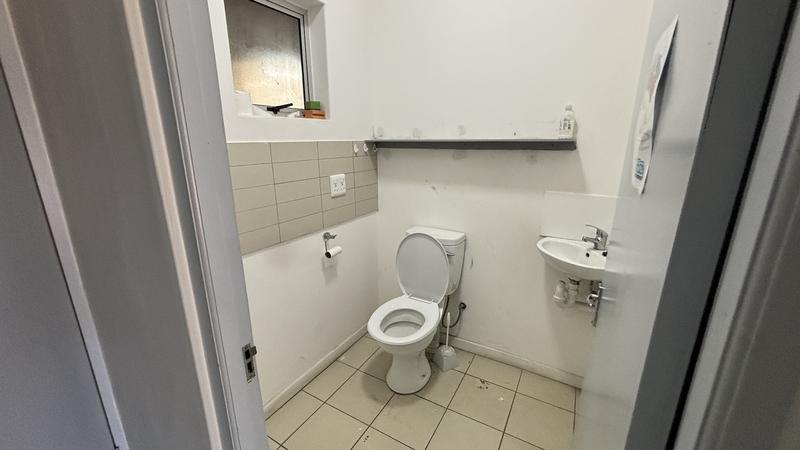 To Let commercial Property for Rent in Northgate Island Western Cape